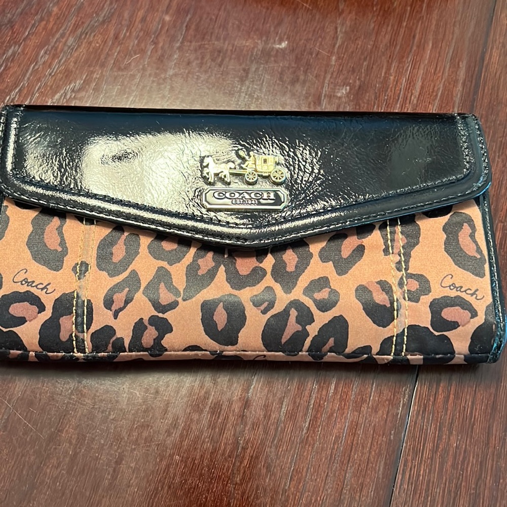 Coach Animal print wallet